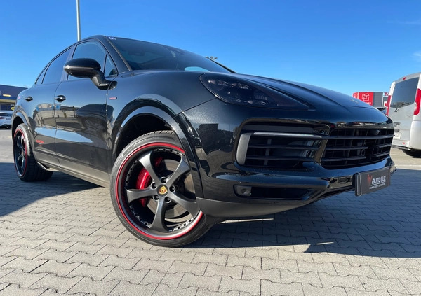 Porsche Cayenne cena 389000 przebieg: 19200, rok produkcji 2021 z Sławków małe 596
